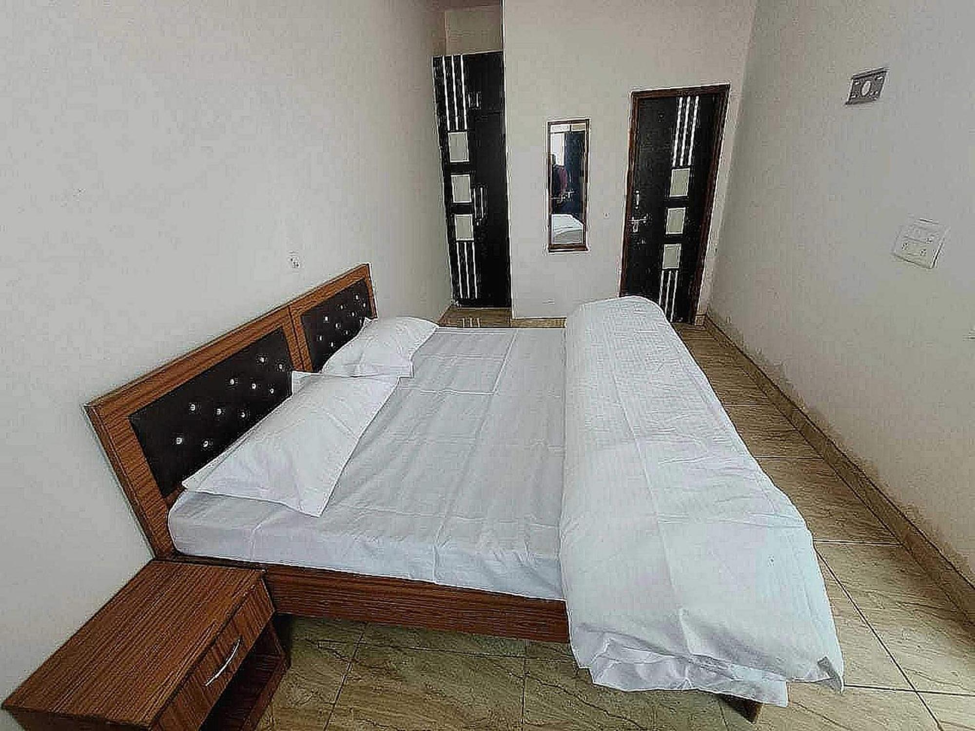 Pop New Hotel Hometown Dadri Dış mekan fotoğraf